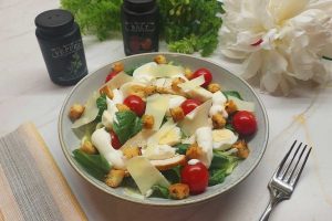 Салат «Цезарь» классический