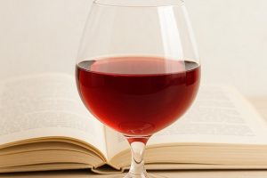 Со вкусом детективов: вишневый бренди, как у Мисс Марпл