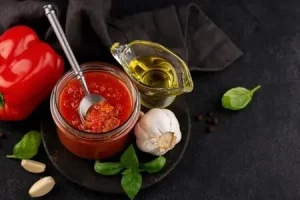 Аджика из помидоров и перца