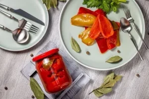 Лечо из помидоров и перца