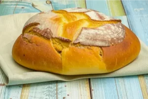 Итальянский хлеб чиабатта с кукурузной мукой — быстрый рецепт