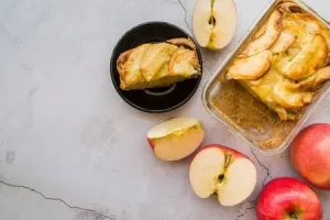 Шарлотка на кефире