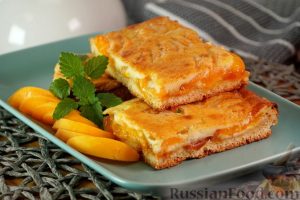 Абрикосовый пирог со сливочной заливкой