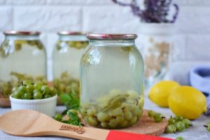 Компот из крыжовника на зиму