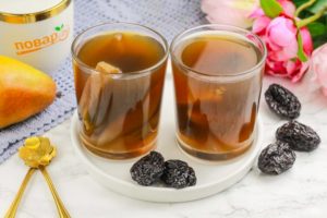 Компот из груш и чернослива