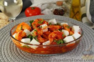 Гаридес саганаки (креветки в томатном соусе)